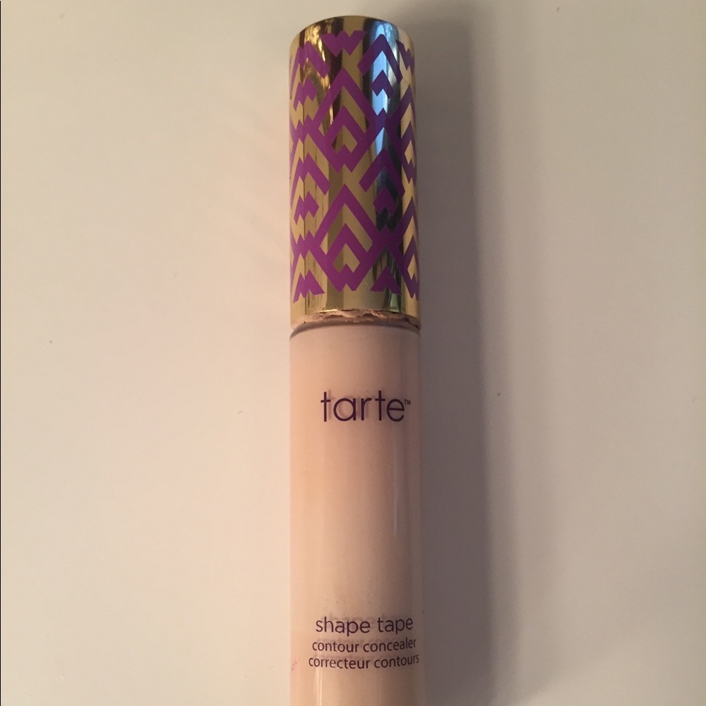 Double Duty Beauty Shape Tape Contour Concealer